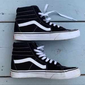 Vans Sk8-HI - Black hightop vans - size w 7.5